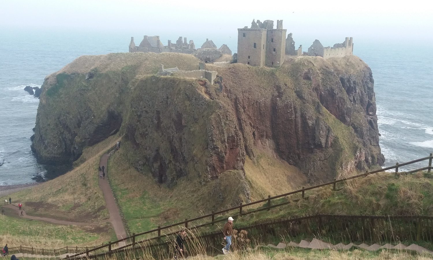 A story by Paul at Dunottar Mains Cottages, Stonehaven AB39 2TL, UK on the 25th of December, 2005, at 11:00am